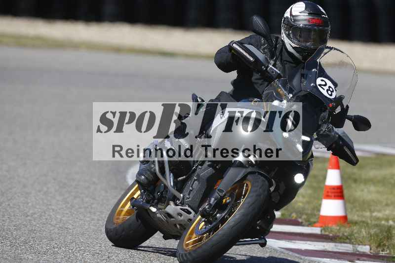 /01 02.04.2026 MAZ ADR/Gruppe rot/28